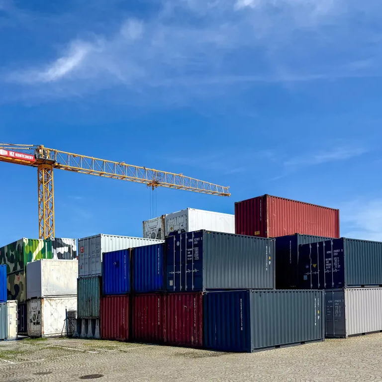 Leasing & Sales of Containers